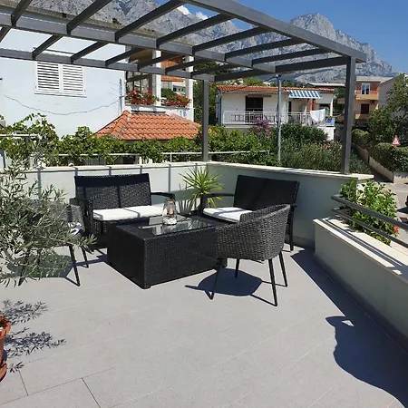 Granic Apartment Baska Voda