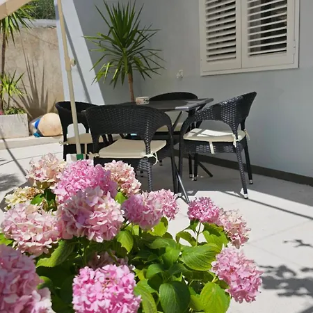Granic Apartament *